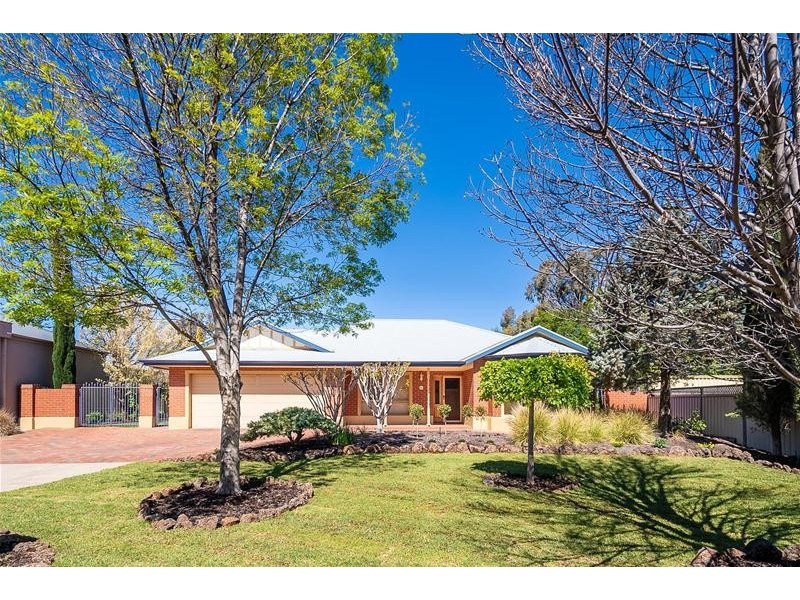 18 Cambridge Terrace, Mildura VIC 3500