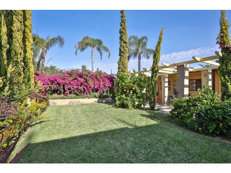 127 Hawthorn Grove, Mildura VIC 3500