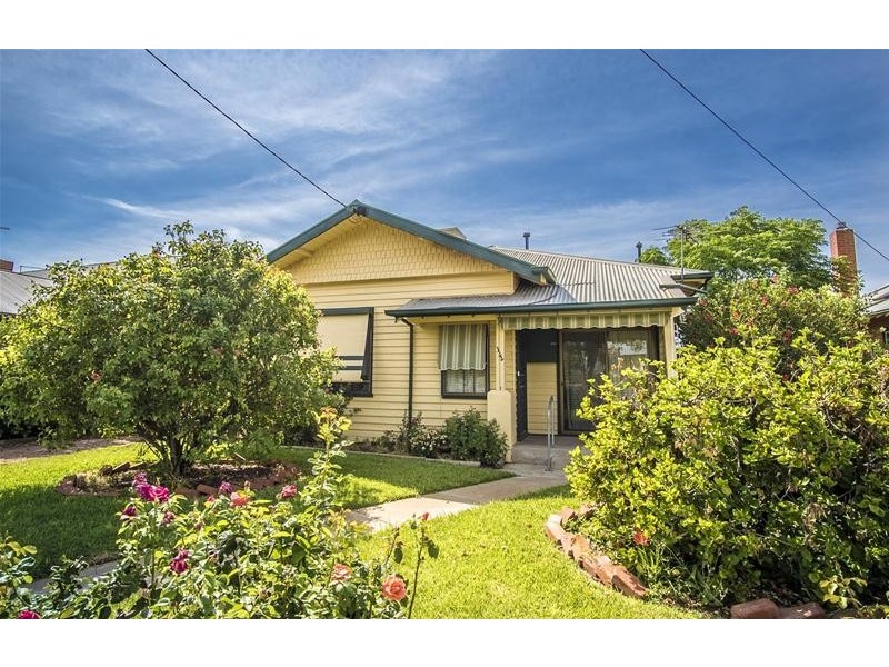 122 Magnolia Avenue, Mildura VIC 3500