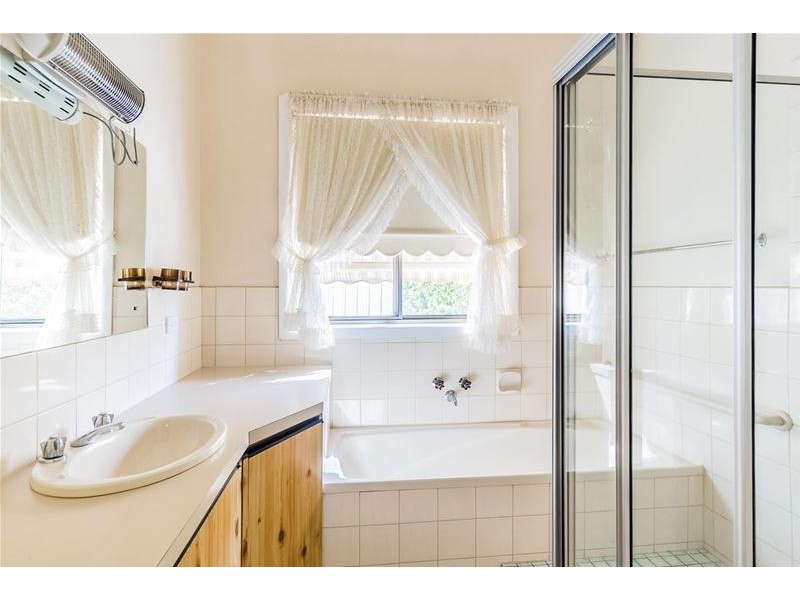 122 Magnolia Avenue, Mildura VIC 3500