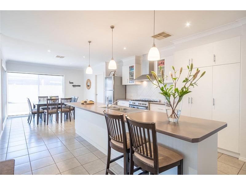 24 Leichhardt Drive, Mildura VIC 3500