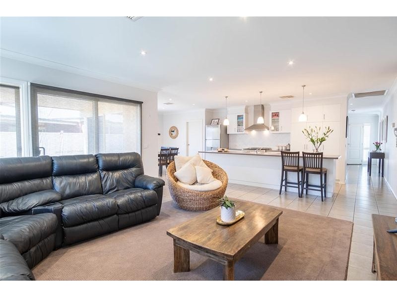 24 Leichhardt Drive, Mildura VIC 3500