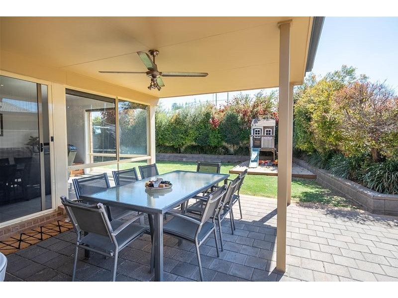 24 Leichhardt Drive, Mildura VIC 3500