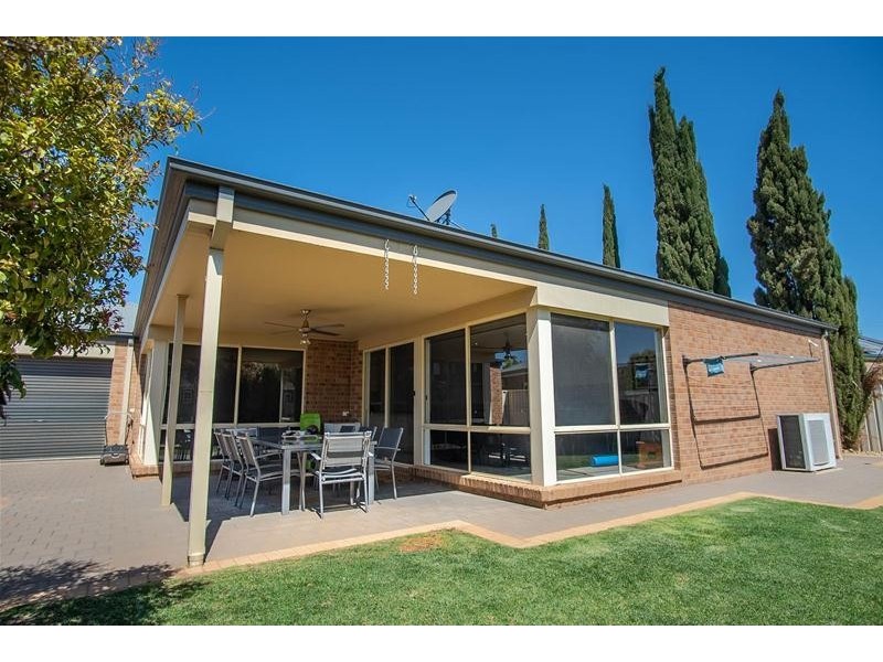 24 Leichhardt Drive, Mildura VIC 3500