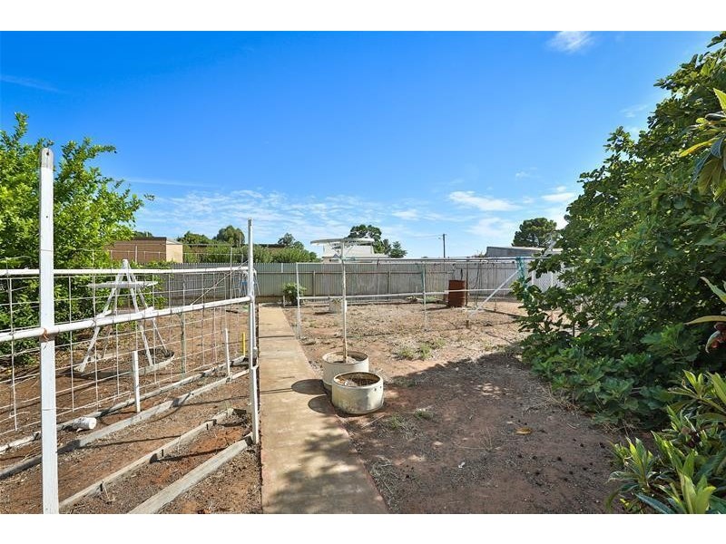 75 Tapio Street, Dareton NSW 2717