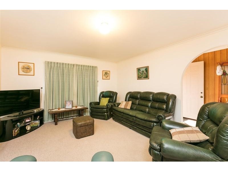 27 Kurrajong Street, Red Cliffs VIC 3496