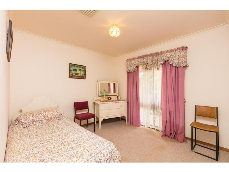 27 Kurrajong Street, Red Cliffs VIC 3496