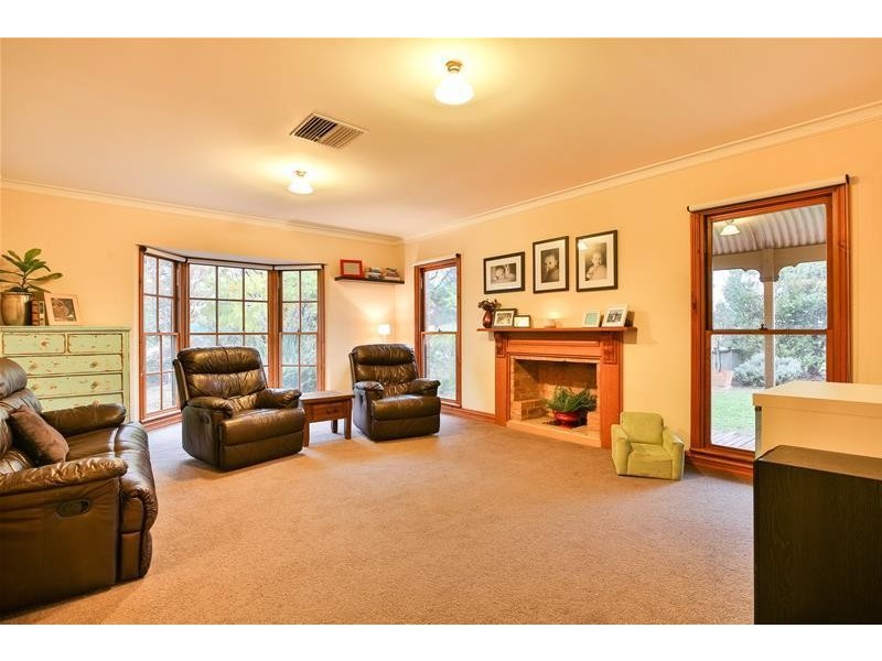 9 Rodwells Road, Birdwoodton VIC 3505