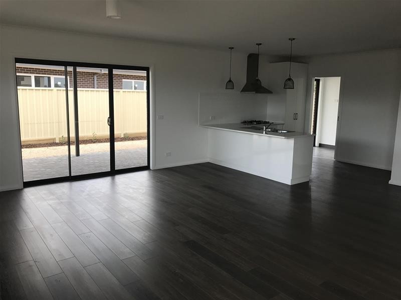 2/9 Toorak Gardens, Irymple VIC 3498