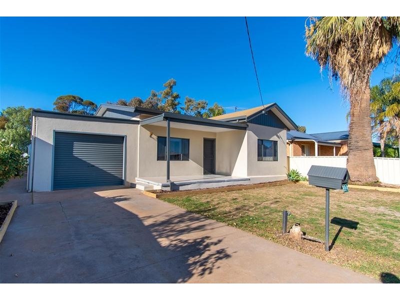 884 Irymple Avenue, Irymple VIC 3498