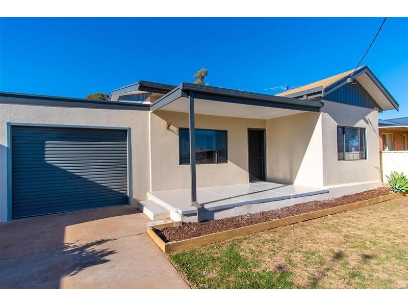 884 Irymple Avenue, Irymple VIC 3498