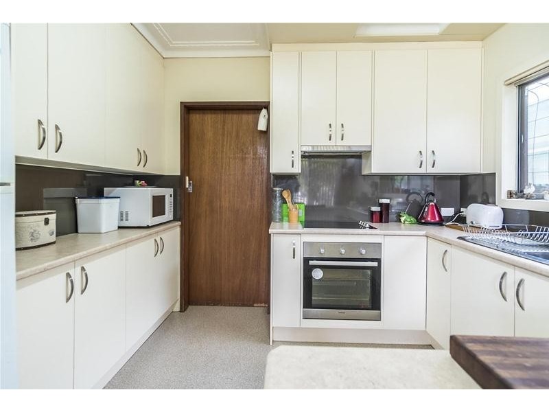 11 Barry Avenue, Mildura VIC 3500