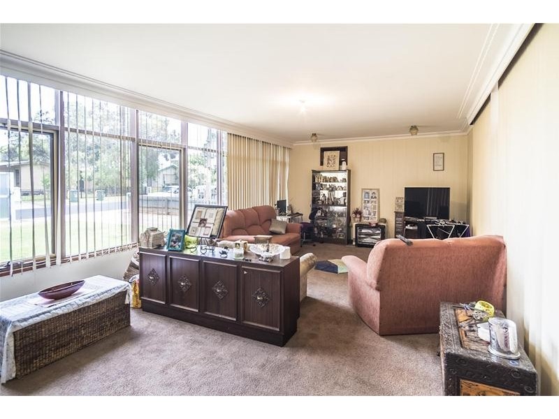 11 Barry Avenue, Mildura VIC 3500