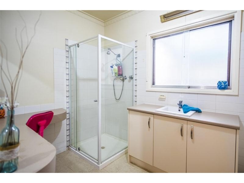 11 Barry Avenue, Mildura VIC 3500