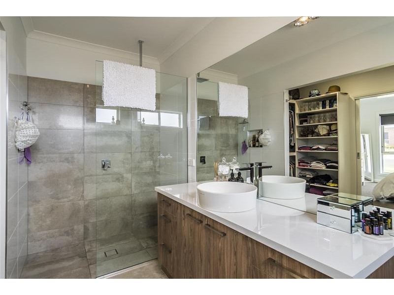 5 Hanswood Way, Mildura VIC 3500