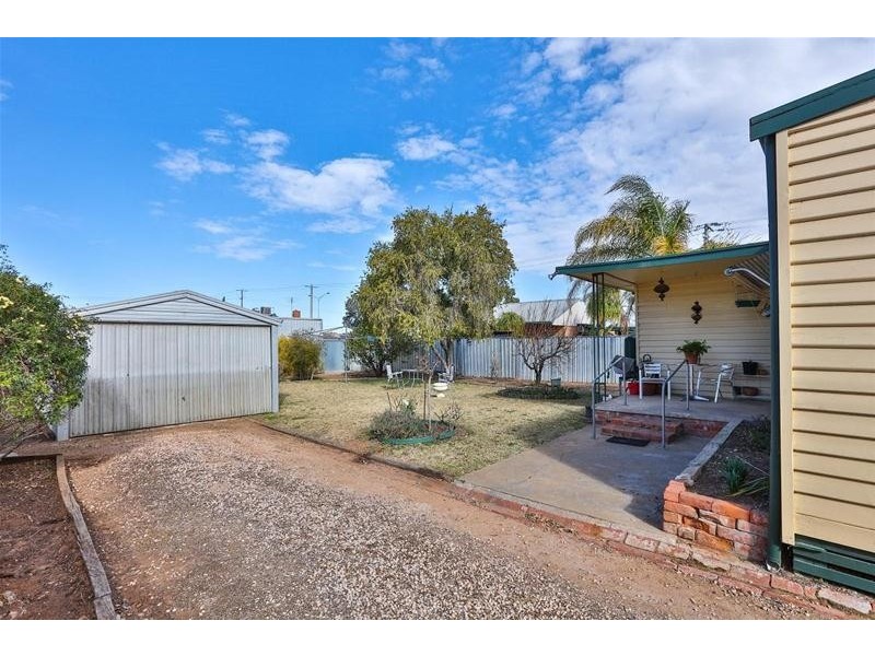 122 Magnolia Avenue, Mildura VIC 3500