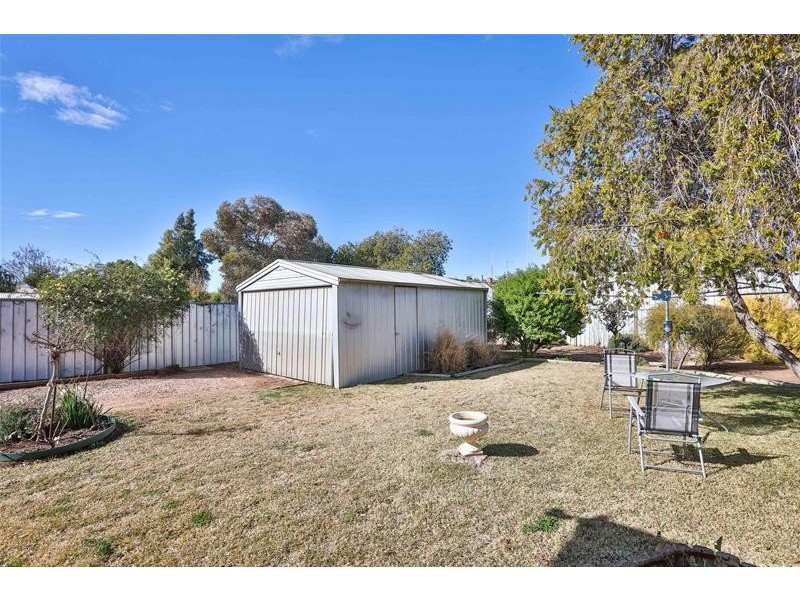 122 Magnolia Avenue, Mildura VIC 3500