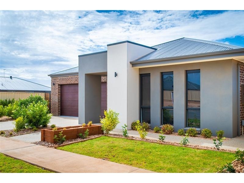 16 Cufari Drive, Red Cliffs VIC 3496