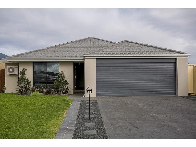 120 Kemp Street, Pearsall WA 6065