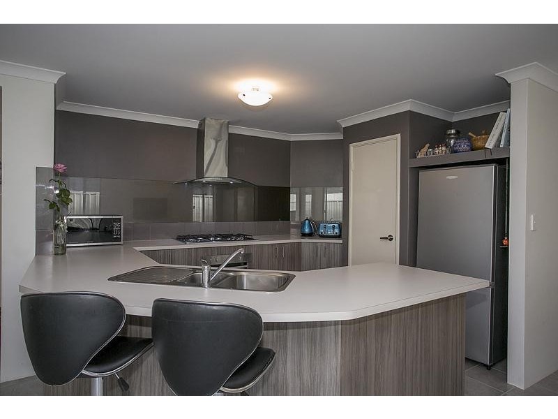 120 Kemp Street, Pearsall WA 6065