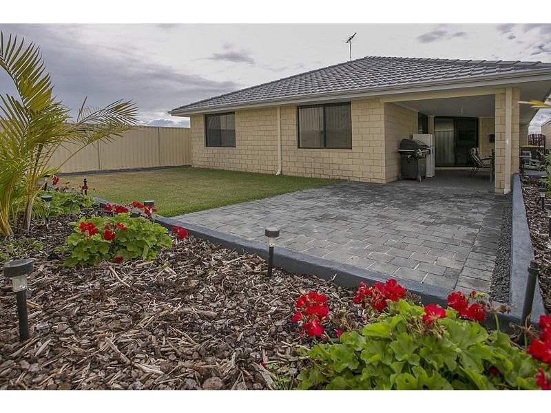 120 Kemp Street, Pearsall WA 6065