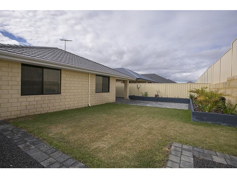 120 Kemp Street, Pearsall WA 6065