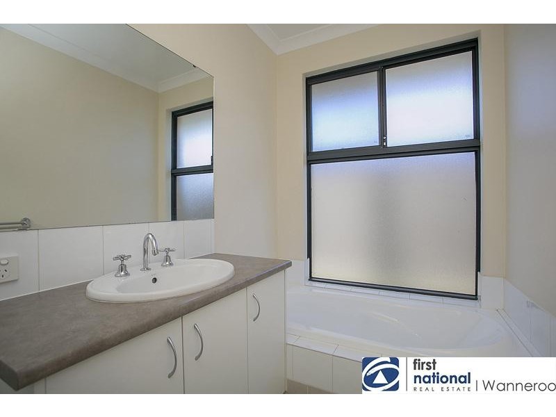 12 Stockholm Road, Wanneroo WA 6065