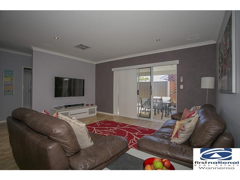 7/40 Kemp Street, Pearsall WA 6065