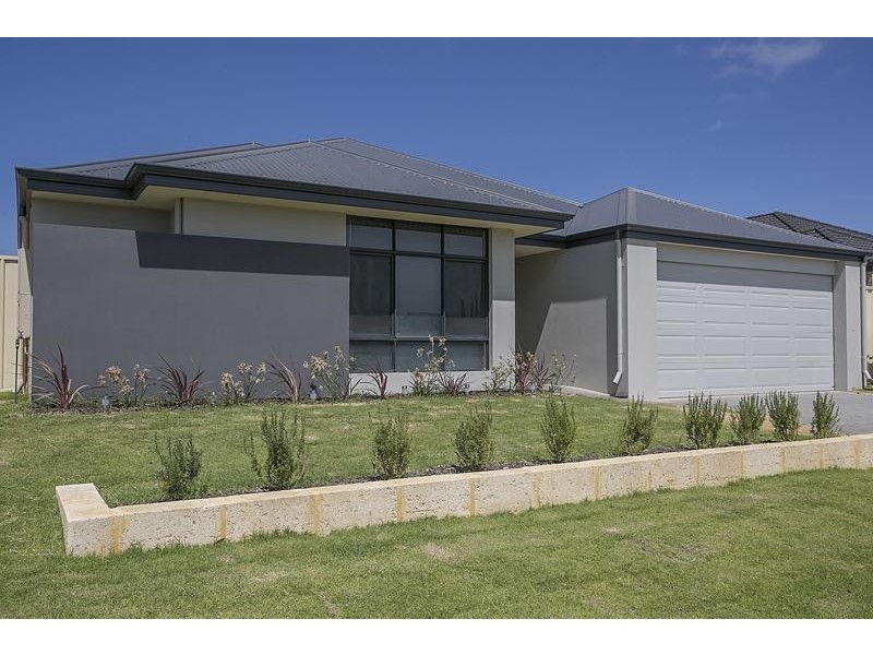 12 Hidcote Way, Pearsall WA 6065