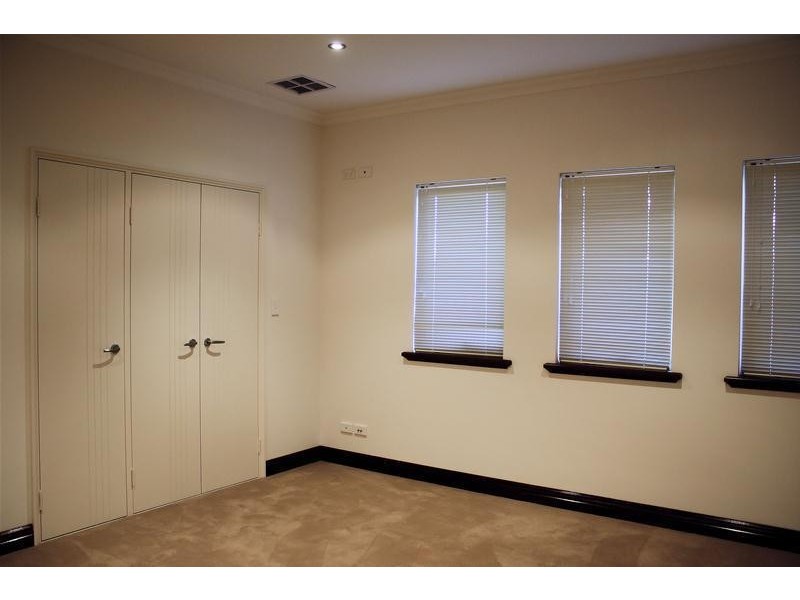 24 Matta Way, Pearsall WA 6065