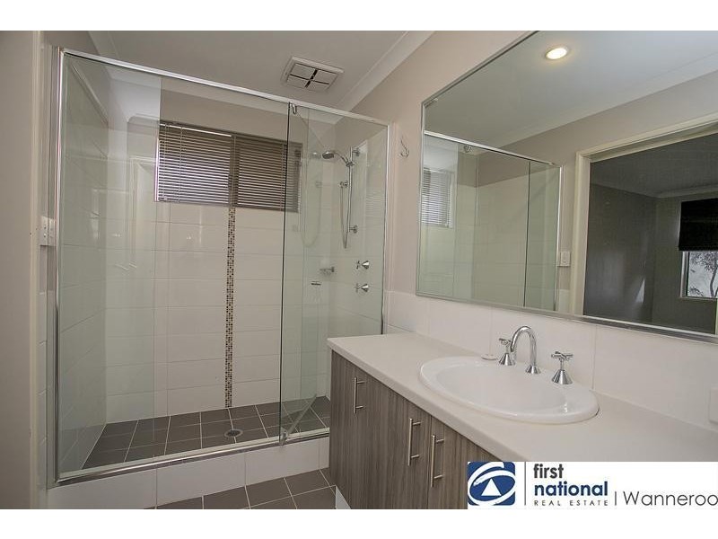 9 Karralea Way, Pearsall WA 6065