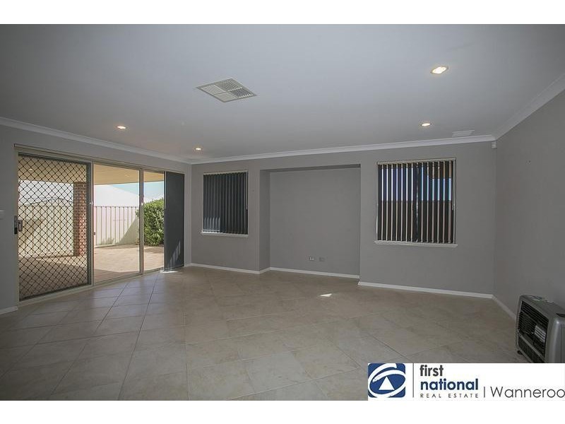 9 Karralea Way, Pearsall WA 6065