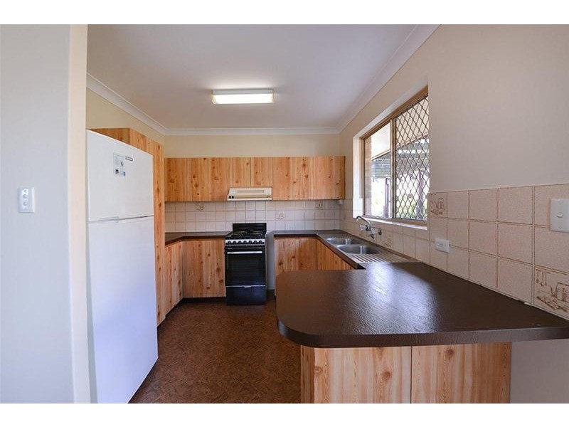 4B Blaxland Way, Padbury WA 6025
