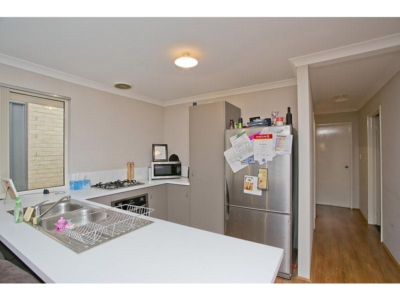 84 Kurrajong Boulevard, Banksia Grove WA 6031