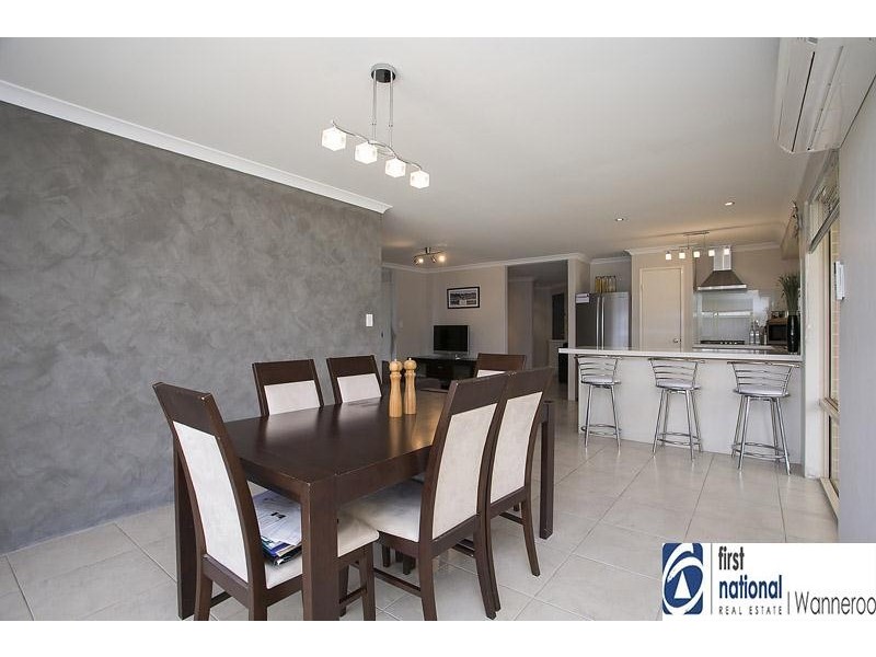 10 Mistletoe Drive, Banksia Grove WA 6031