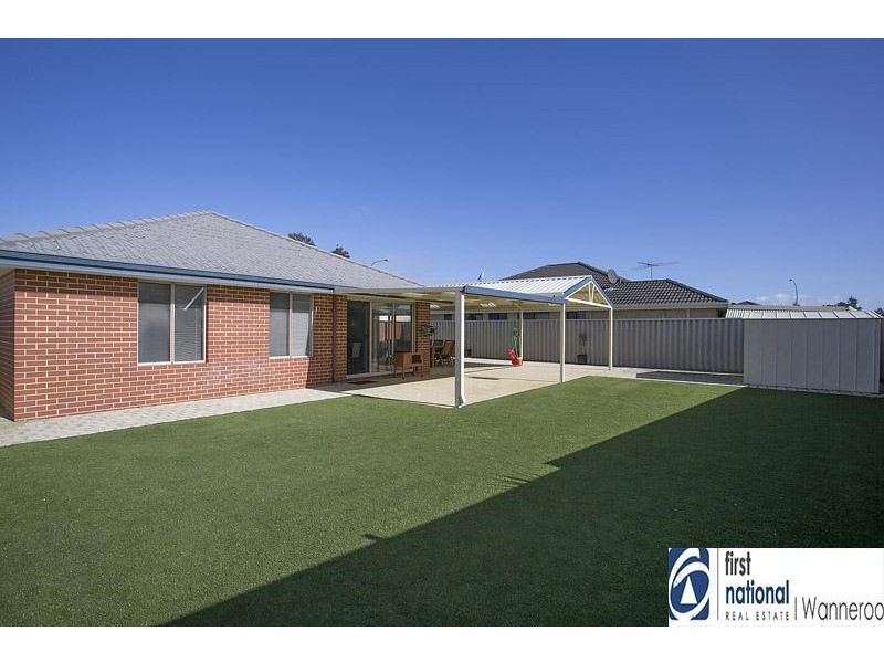 10 Mistletoe Drive, Banksia Grove WA 6031