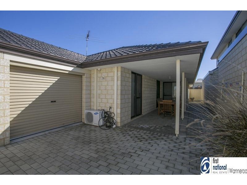 27 Fairvale Bend, Madeley WA 6065