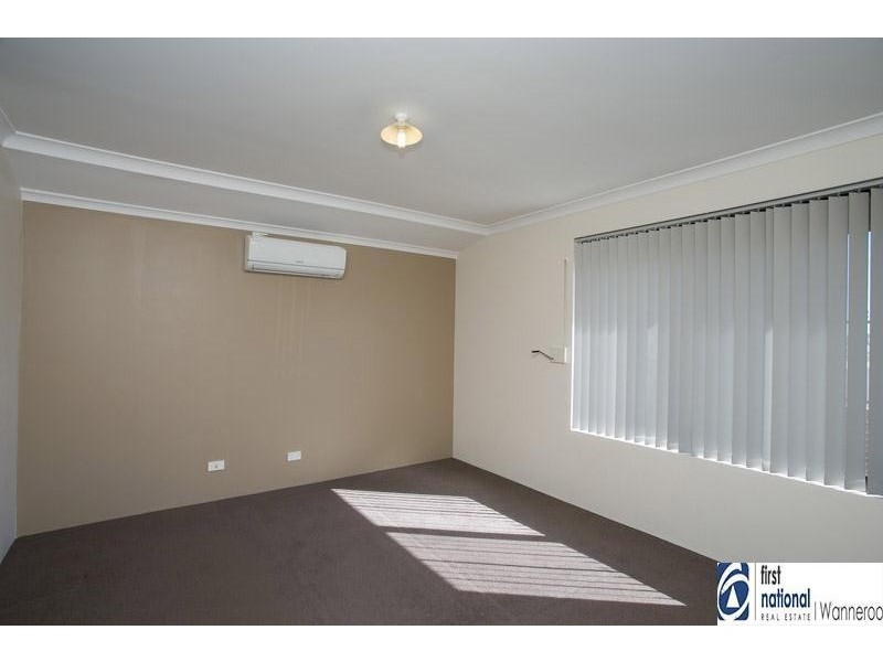 27 Fairvale Bend, Madeley WA 6065