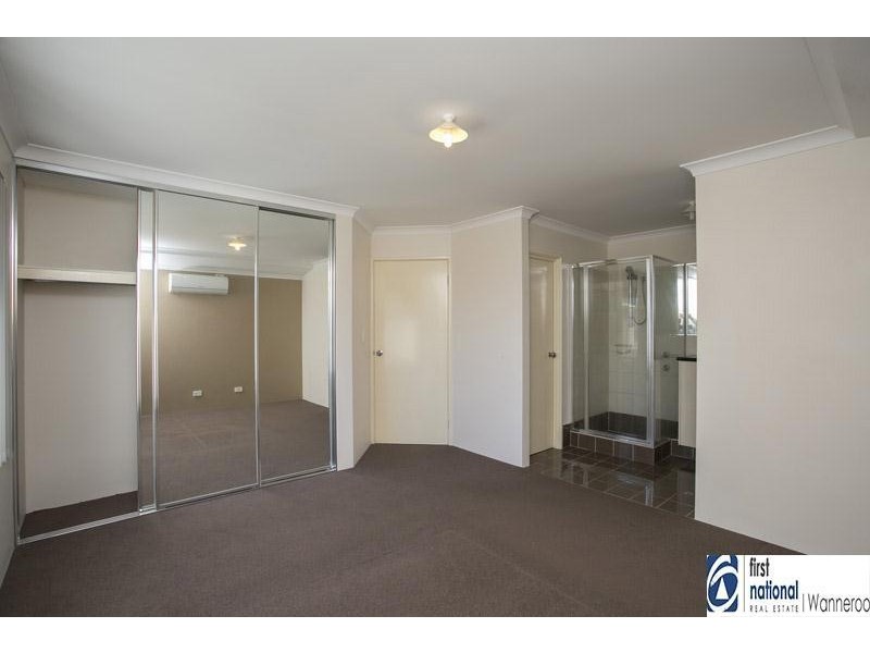 27 Fairvale Bend, Madeley WA 6065