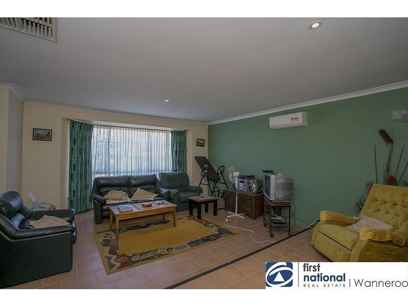 24 Blaxland Avenue, Two Rocks WA 6037