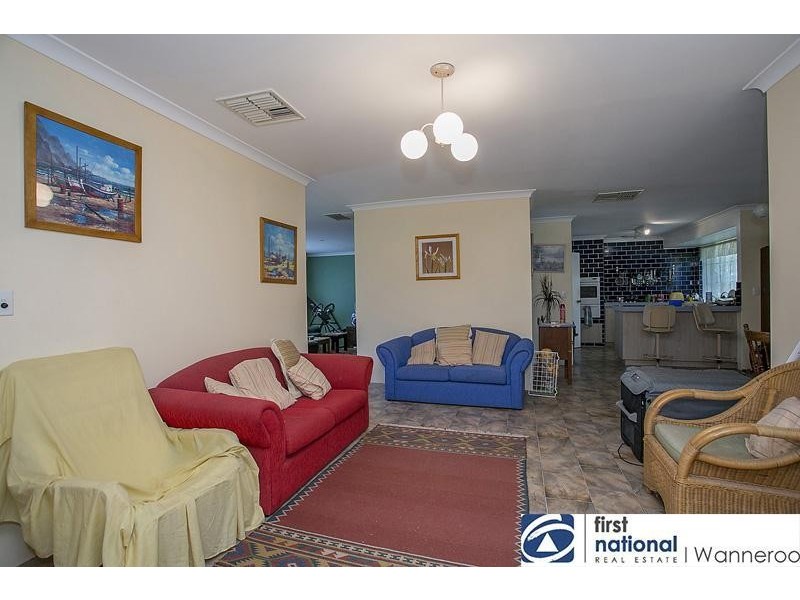 24 Blaxland Avenue, Two Rocks WA 6037