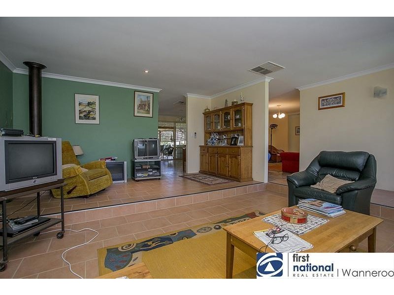 24 Blaxland Avenue, Two Rocks WA 6037