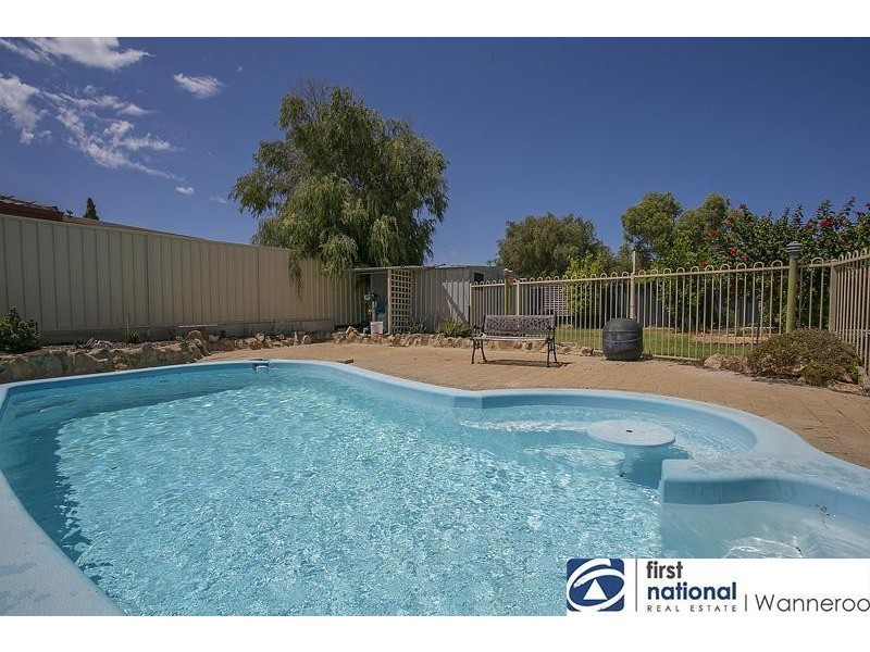 24 Blaxland Avenue, Two Rocks WA 6037