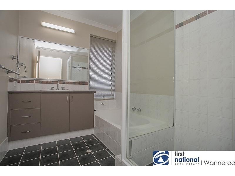 18 Westbrook Parade, Ellenbrook WA 6069