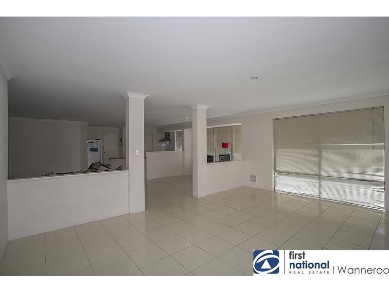 12 Veronese Pass, Tapping WA 6065