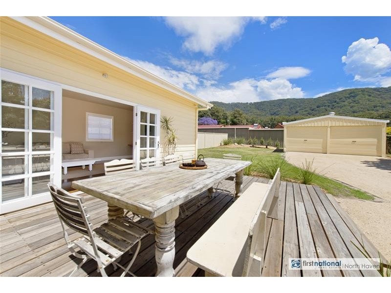 20 Kew Road, Laurieton NSW 2443