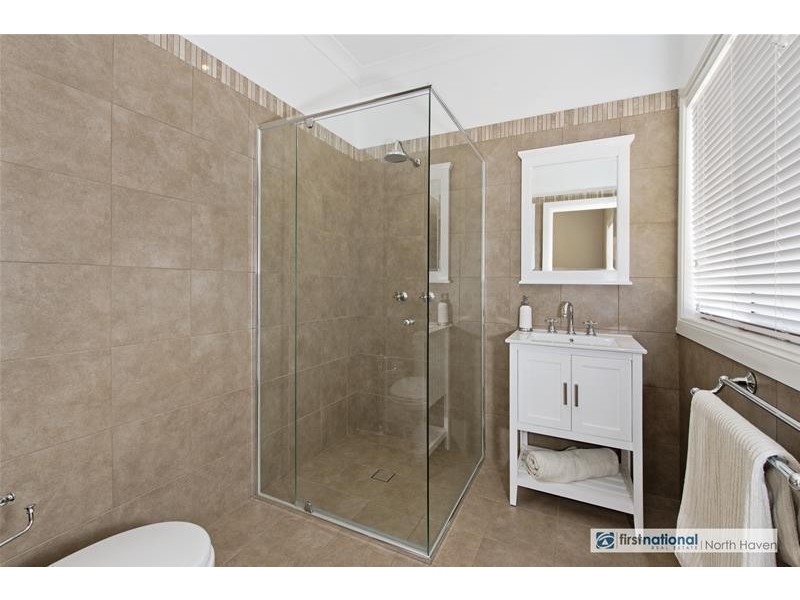 20 Kew Road, Laurieton NSW 2443