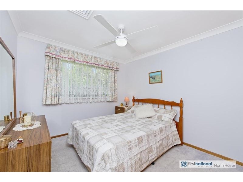 33 Waterview Crescent, West Haven NSW 2443