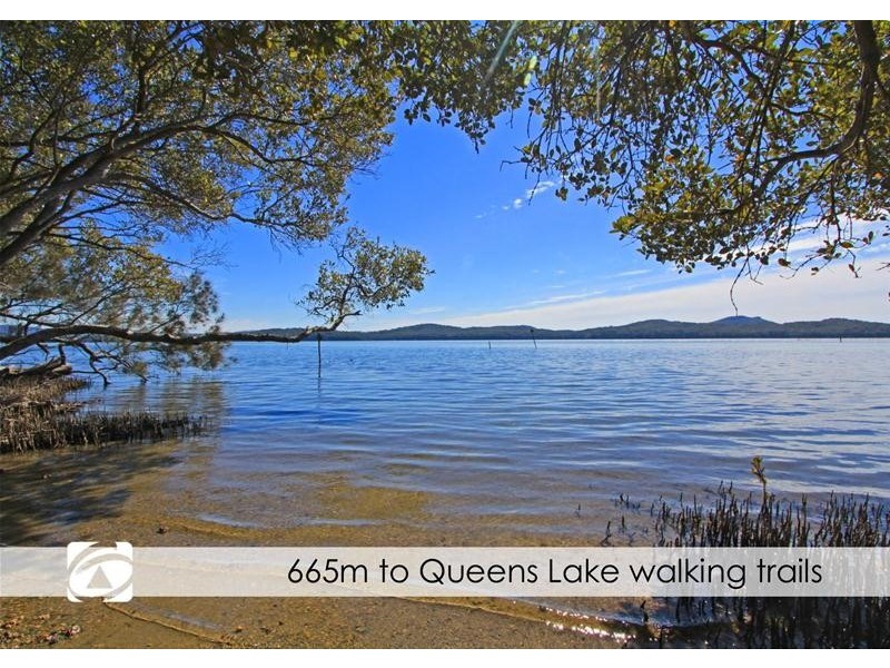 33 Waterview Crescent, West Haven NSW 2443