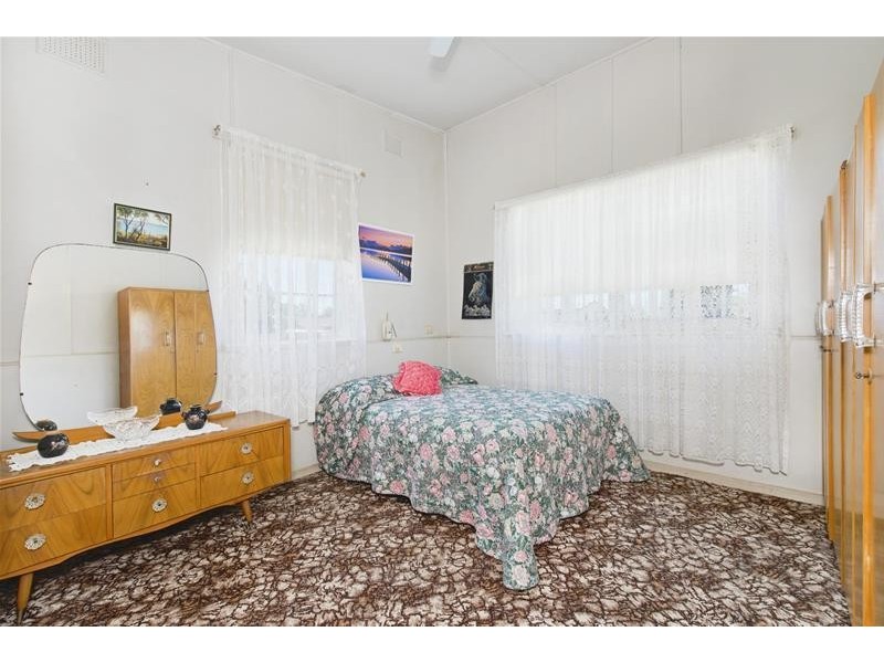 60 Lord Street, Laurieton NSW 2443